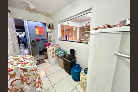 Casa à venda com 132m², 3 quartos e 2 vagasÁrea de Serviço