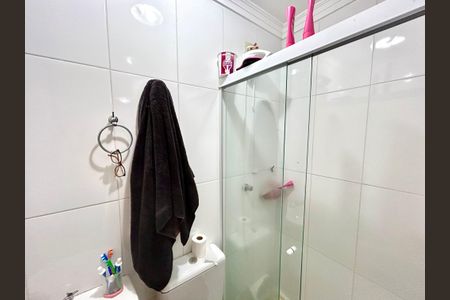 Casa à venda com 132m², 3 quartos e 2 vagasBanheiro da Suíte 2