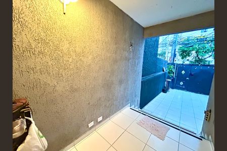 Casa à venda com 132m², 3 quartos e 2 vagasGaragem