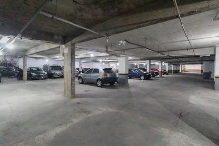 Apartamento à venda com 63m², 2 quartos e 1 vaga Apartamento à venda com 63m², 2 quartos e 1 vagaEstacionamento