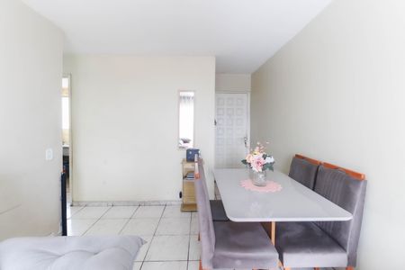 Apartamento à venda com 63m², 2 quartos e 1 vaga Apartamento à venda com 63m², 2 quartos e 1 vagaSala