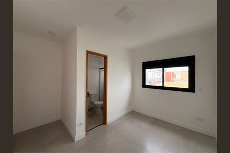 Casa à venda com 2 quartos, 102m² em Vila Guarani, São Paulo