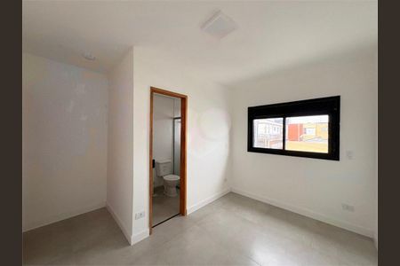 Casa à venda com 2 quartos, 102m² em Vila Guarani, São Paulo