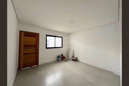 Casa à venda com 2 quartos, 102m² em Vila Guarani, São Paulo