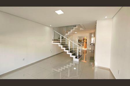 Casa à venda com 3 quartos, 174m² em Medeiros, Jundiaí