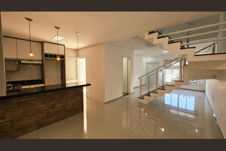 Casa à venda com 3 quartos, 174m² em Medeiros, Jundiaí