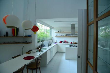 Casa de condomínio para alugar com 1400m², 4 quartos e 8 vagas Casa de condomínio para alugar com 1400m², 4 quartos e 8 vagasCozinha