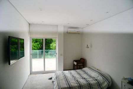 Casa de condomínio para alugar com 1400m², 4 quartos e 8 vagas Casa de condomínio para alugar com 1400m², 4 quartos e 8 vagasSuíte 1