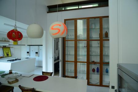 Casa de condomínio para alugar com 1400m², 4 quartos e 8 vagas Casa de condomínio para alugar com 1400m², 4 quartos e 8 vagasCozinha