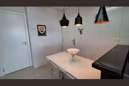 Apartamento à venda com 175m², 3 quartos e 2 vagasCozinha 