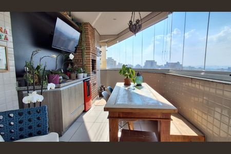 Apartamento à venda com 175m², 3 quartos e 2 vagasVaranda 