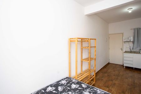 Quarto de kitnet/studio para alugar com 1 quarto, 18m² em Centro, Diadema