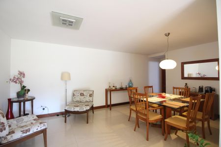 Apartamento à venda com 139m², 3 quartos e 2 vagasSala