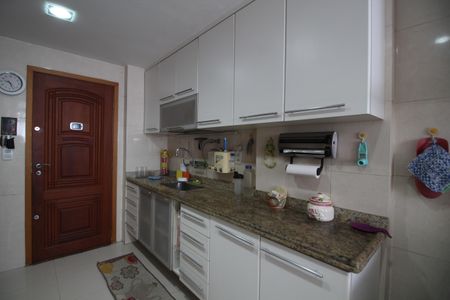 Apartamento à venda com 139m², 3 quartos e 2 vagasCozinha