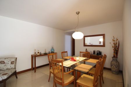 Apartamento à venda com 139m², 3 quartos e 2 vagasSala