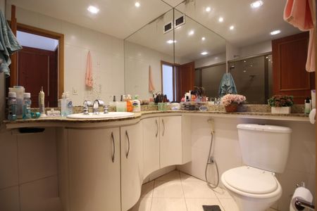 Apartamento à venda com 139m², 3 quartos e 2 vagasQuarto 3 - Suíte