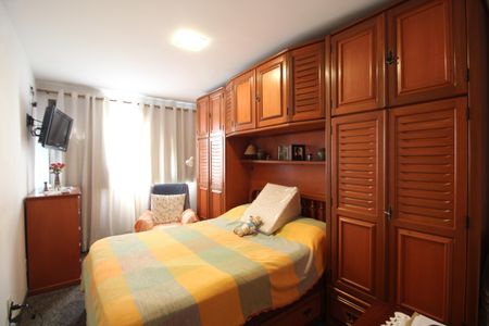 Apartamento à venda com 139m², 3 quartos e 2 vagasQuarto 2