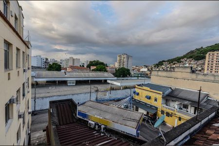 Apartamento à venda com 58m², 2 quartos e 1 vaga Apartamento à venda com 58m², 2 quartos e 1 vagaSala