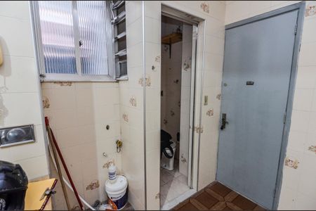 Apartamento à venda com 58m², 2 quartos e 1 vaga Apartamento à venda com 58m², 2 quartos e 1 vagaÁrea de Serviço