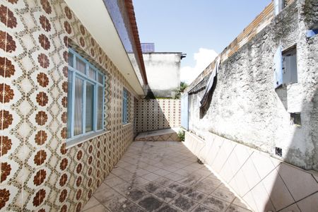Casa à venda com 180m², 4 quartos e 2 vagasEntrada