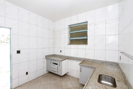 Casa à venda com 180m², 4 quartos e 2 vagasCozinha