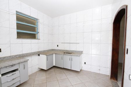 Casa à venda com 180m², 4 quartos e 2 vagasCozinha