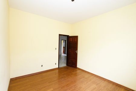Casa à venda com 180m², 4 quartos e 2 vagasQuarto 2