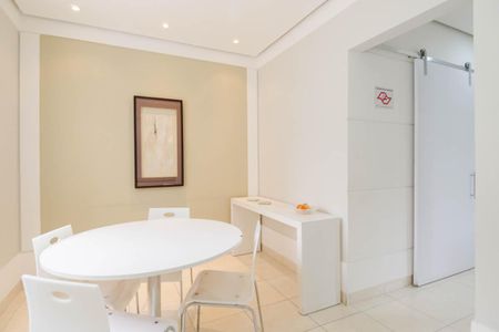 Apartamento à venda com 60m², 3 quartos e 1 vagaÁrea comum