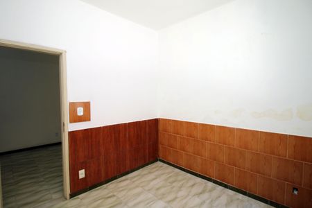 Casa para alugar com 90m², 2 quartos e 1 vagaQuarto 1