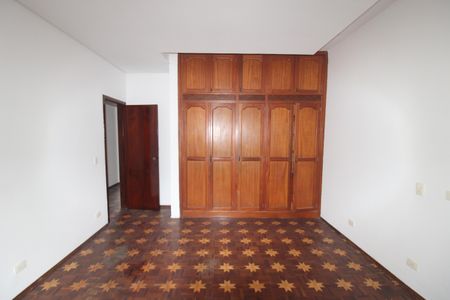 Casa para alugar com 226m², 5 quartos e 2 vagasQuarto 2