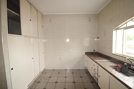 Casa para alugar com 226m², 5 quartos e 2 vagasCozinha