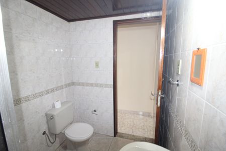 Casa para alugar com 226m², 5 quartos e 2 vagasCasa 2 - Banheiro