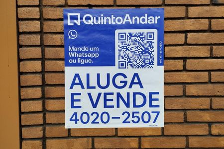 Casa para alugar com 226m², 5 quartos e 2 vagasFachada