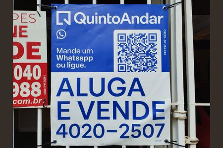 Casa para alugar com 160m², 2 quartos e 1 vaga Casa para alugar com 160m², 2 quartos e 1 vagaFachada