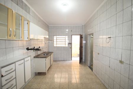 Casa para alugar com 160m², 2 quartos e 1 vagaCozinha