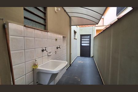 Casa à venda com 164m², 3 quartos e 2 vagasÁrea de Serviço 