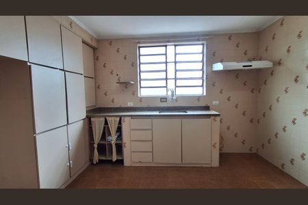 Casa à venda com 164m², 3 quartos e 2 vagasCozinha 