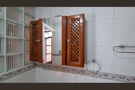 Casa à venda com 164m², 3 quartos e 2 vagasBanheiro Suíte 