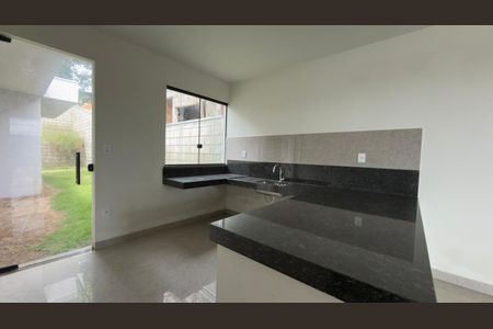 Casa à venda com 360m², 3 quartos e 2 vagas