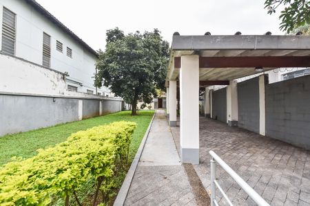 Casa para alugar com 425m², 2 quartos e 3 vagas Casa para alugar com 425m², 2 quartos e 3 vagasGaragem