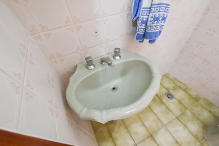 Casa para alugar com 425m², 2 quartos e 3 vagas Casa para alugar com 425m², 2 quartos e 3 vagasBanheiro de serviço