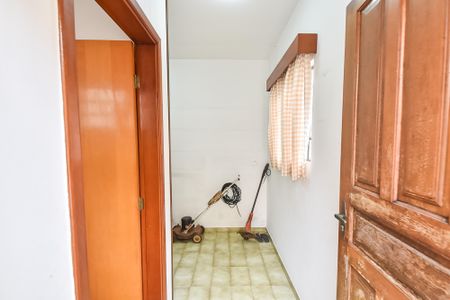 Casa para alugar com 425m², 2 quartos e 3 vagas Casa para alugar com 425m², 2 quartos e 3 vagasLavanderia