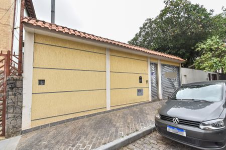 Casa para alugar com 425m², 2 quartos e 3 vagas Casa para alugar com 425m², 2 quartos e 3 vagasFachada