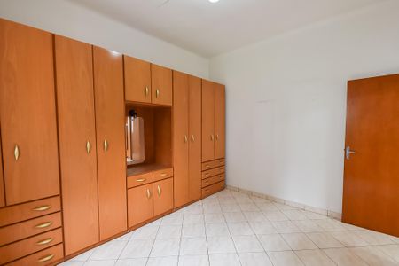 Casa para alugar com 425m², 2 quartos e 3 vagas Casa para alugar com 425m², 2 quartos e 3 vagasQuarto 1