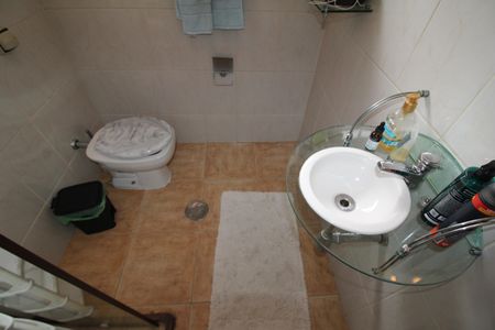 Casa à venda com 180m², 3 quartos e 5 vagasBanheiro 2