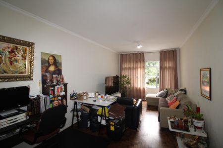 Casa à venda com 180m², 3 quartos e 5 vagasSala