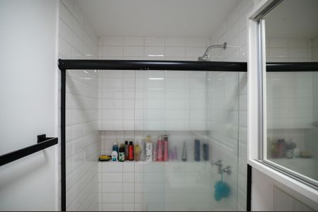 Apartamento à venda com 63m², 2 quartos e 1 vagaBanheiro Quarto 2 - Suite