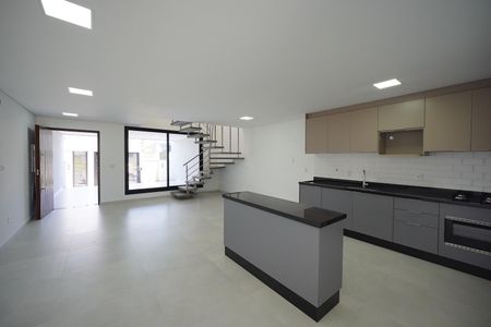 Casa para alugar com 175m², 3 quartos e 3 vagasSala -  cozinha