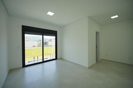 Casa para alugar com 175m², 3 quartos e 3 vagasSuite 1