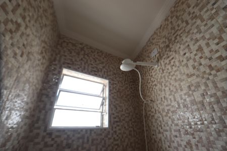 Banheiro de casa para alugar com 1 quarto, 60m² em Vila Nova Utinga, São Paulo